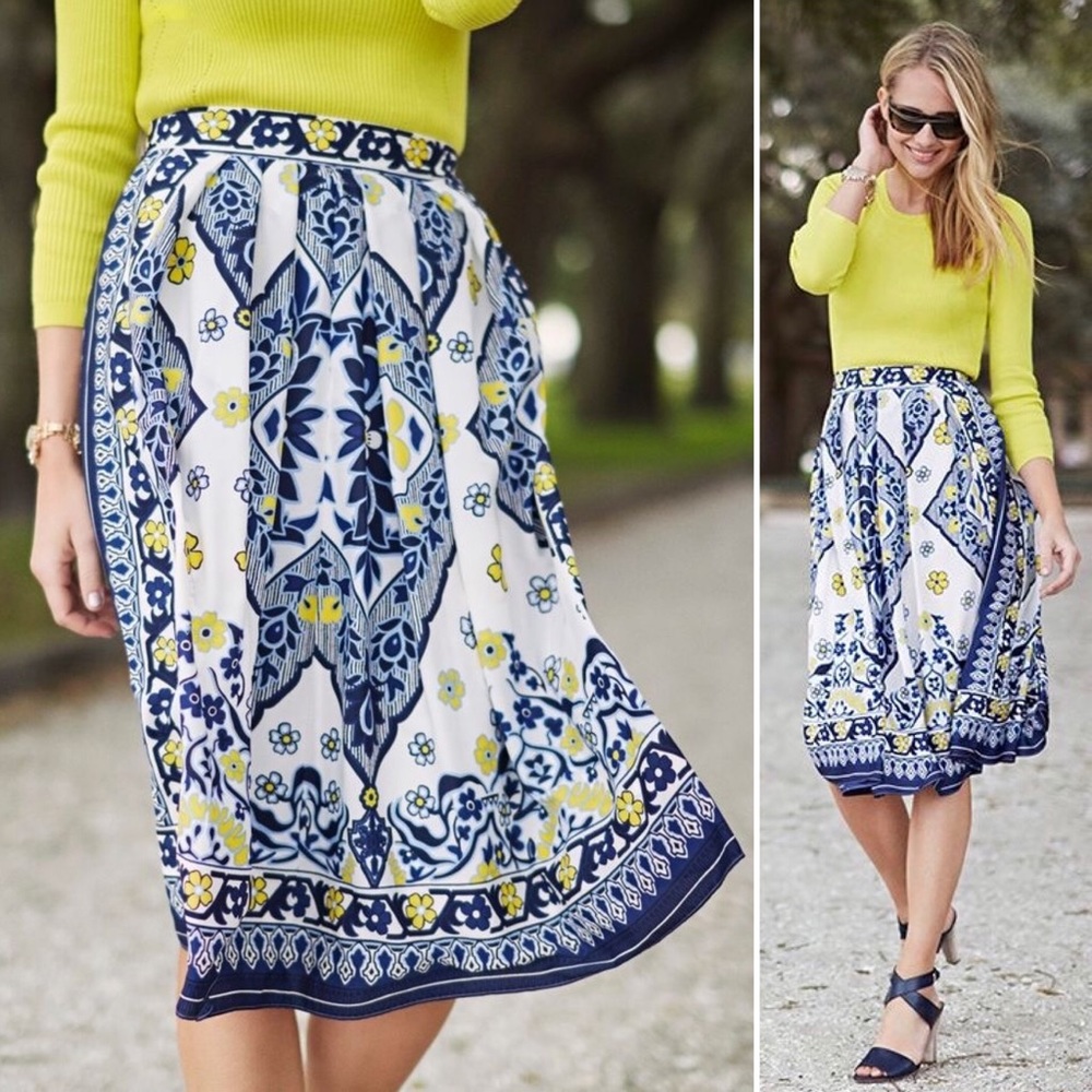 *NWOT* Banana Republic Scarf Print Skirt